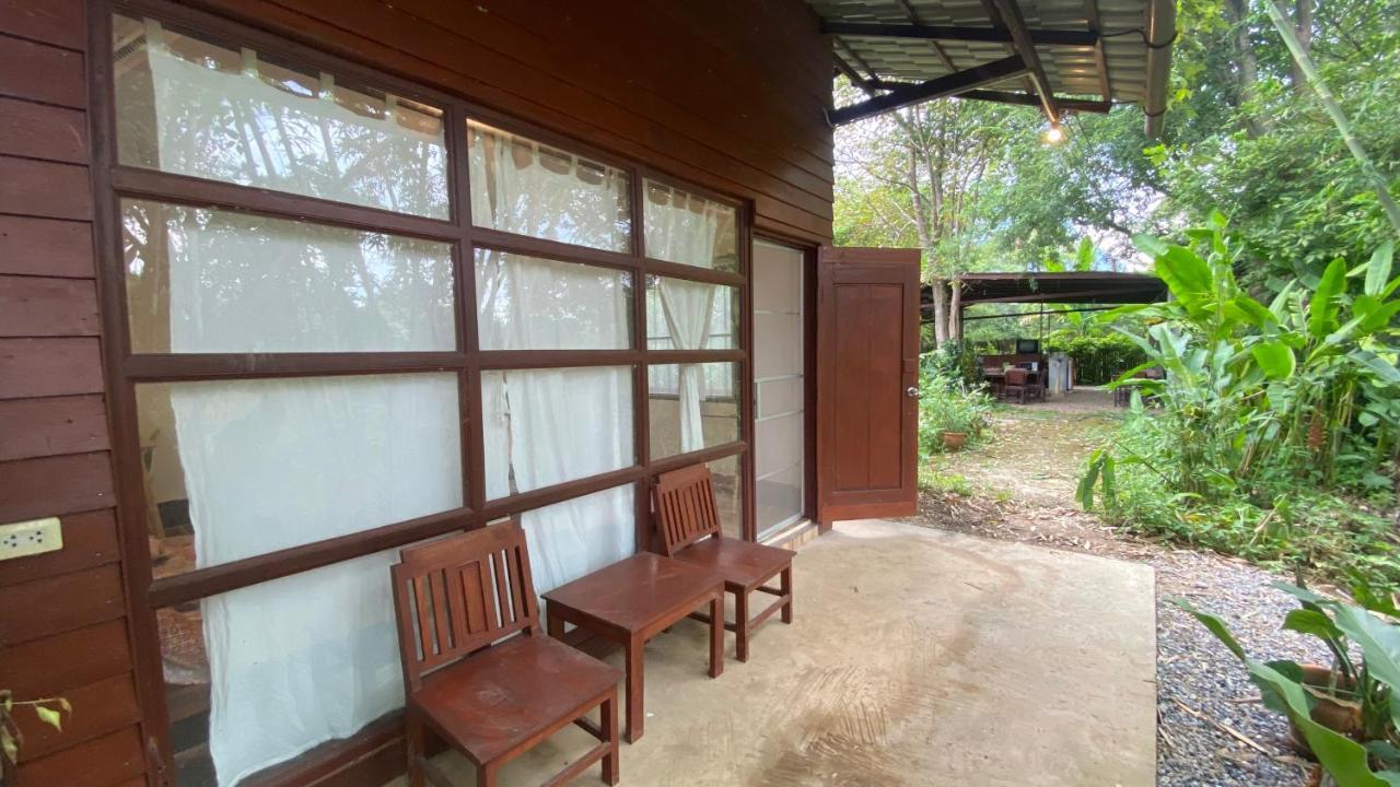 Auberge de jeunesse Brown House Chiangdao à Chiang Dao Extérieur photo